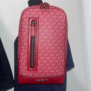NWOT Michael Kors Cooper Sling Pack Bag